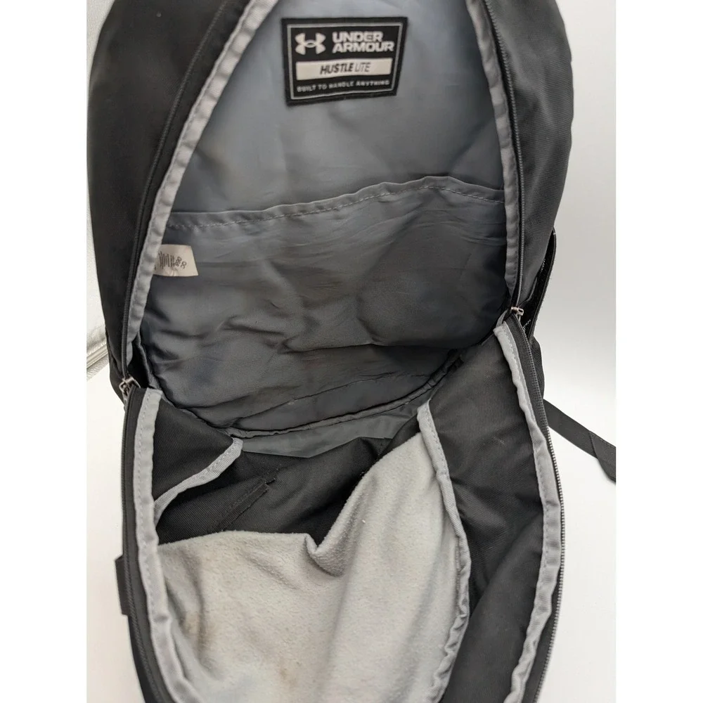 Under Armour Hustle Lite Backpack Black UA Storm Laptop Sleeve 1364180-001